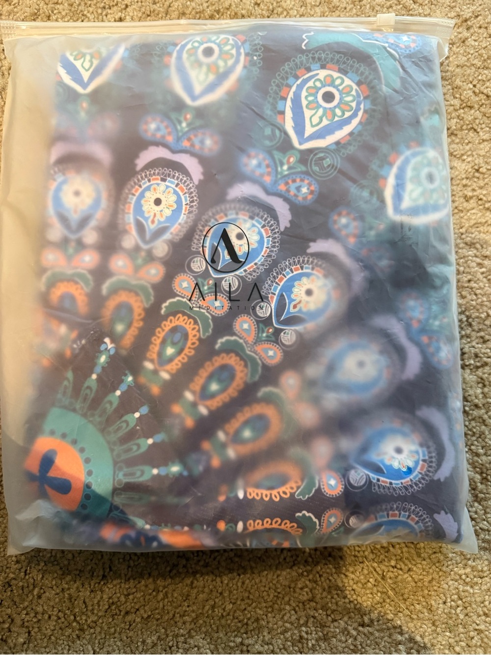 Bohemian Round 32 in meditation mat - Purple & Teal
